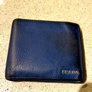 Prada wallet (men’s)